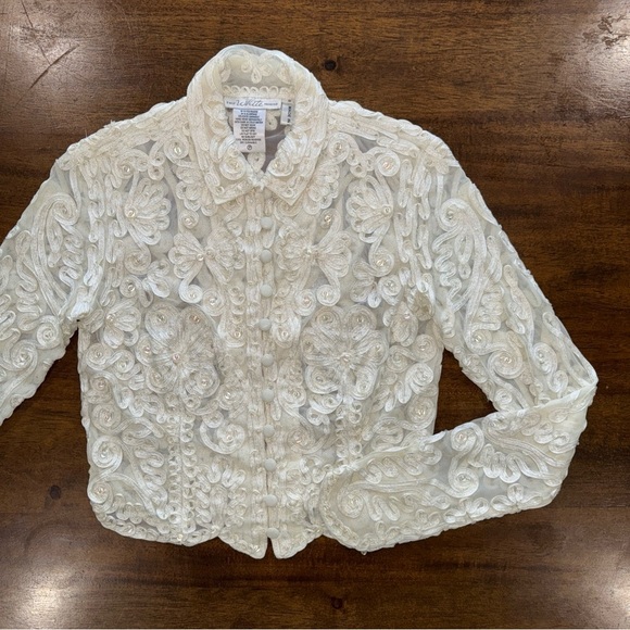 The White House Sheer Ribbon Embroidered Beaded Long Sleeve Ivory Shirt Petite P - Picture 2 of 11
